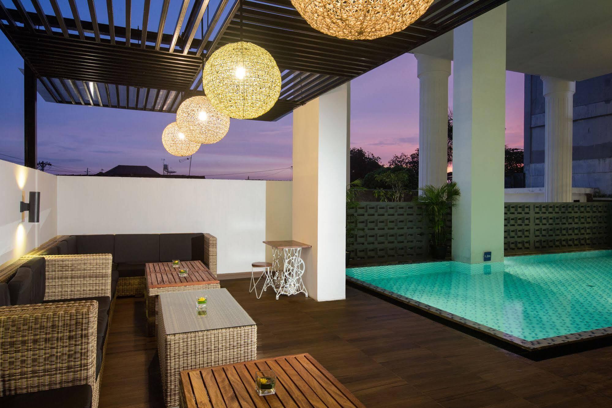 Khas Tugu Hotel Yogyakarta Dış mekan fotoğraf